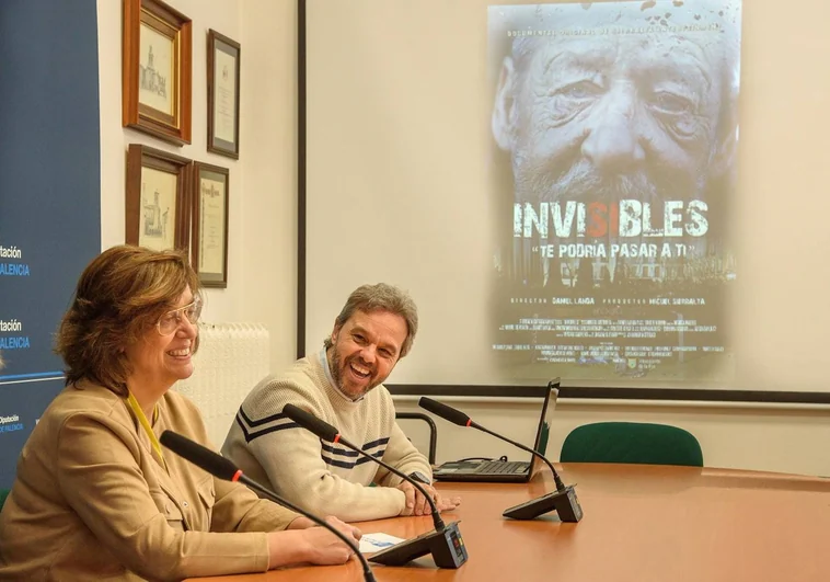 Recala en Palencia 'Invisibles', el documental que quiere «combatir nuestra indiferencia» frente a la pobreza