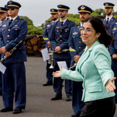 El número 6 de Carolina Darias es militante del PP