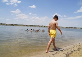El Ayuntamiento de El Viso acometerá una piscina en la playa de La Colada