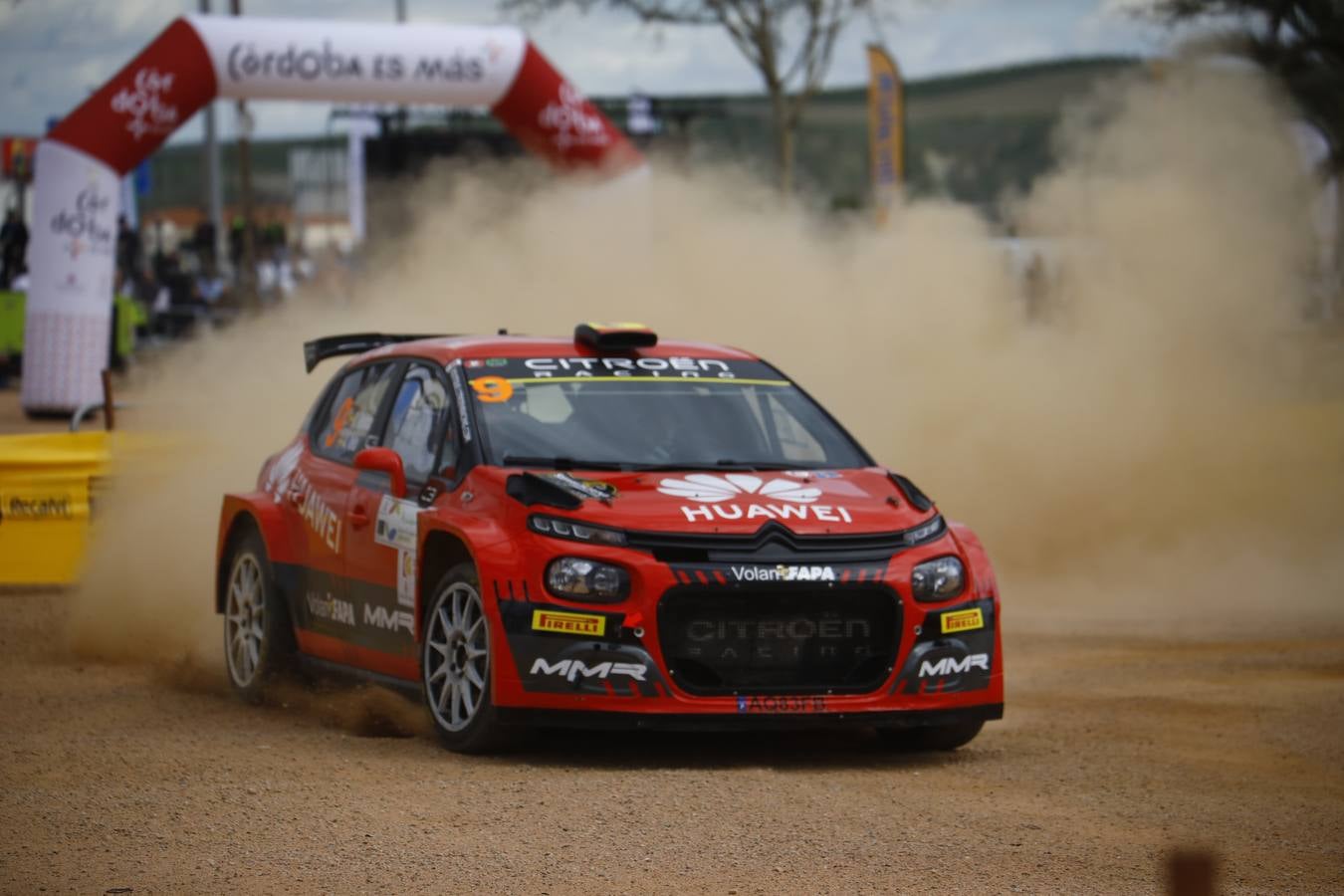 Las mejores imágenes del tramo urbano del Rallye Sierra Morena 2023