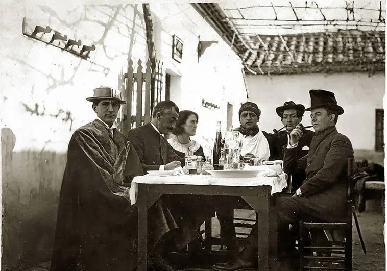 La Orden de Toledo, fundada por Luis Buñuel, cumple 100 años