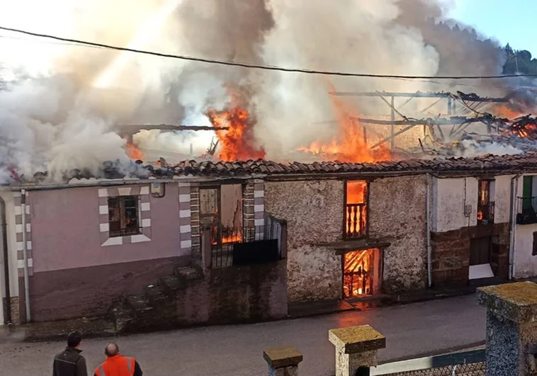 Susto por un fuego en Cabrejas del Pinar (Soria): «Gracias a Dios se pudo controlar»