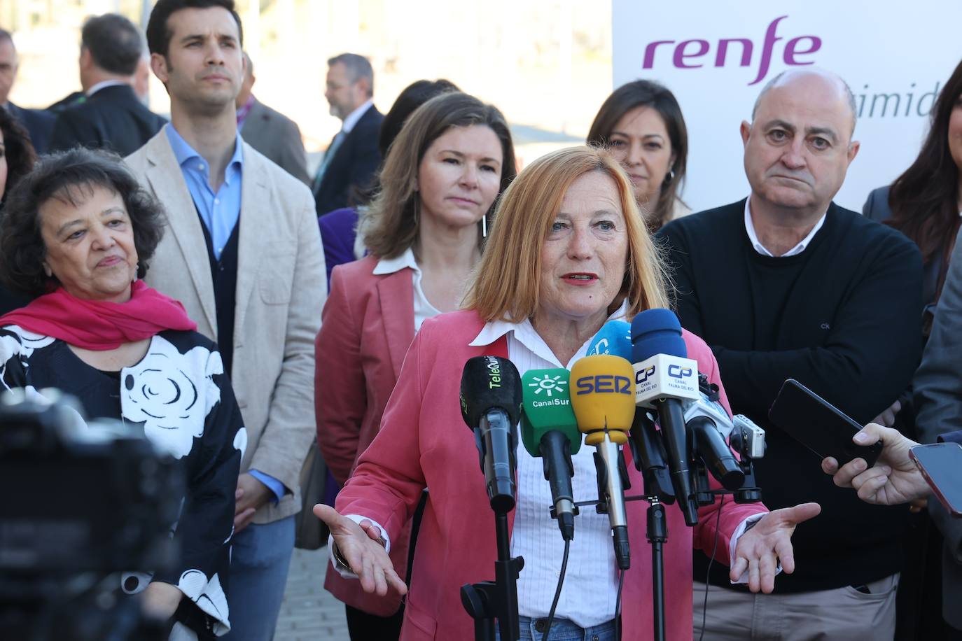 El viaje inaugural del tren de proximidad entre Palma y Villa del Río, en imágenes