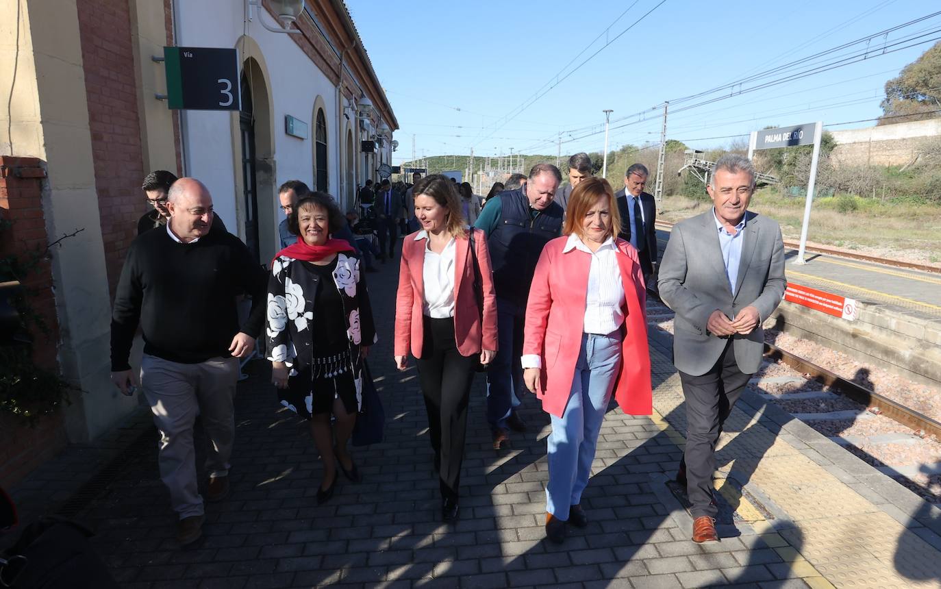 El viaje inaugural del tren de proximidad entre Palma y Villa del Río, en imágenes