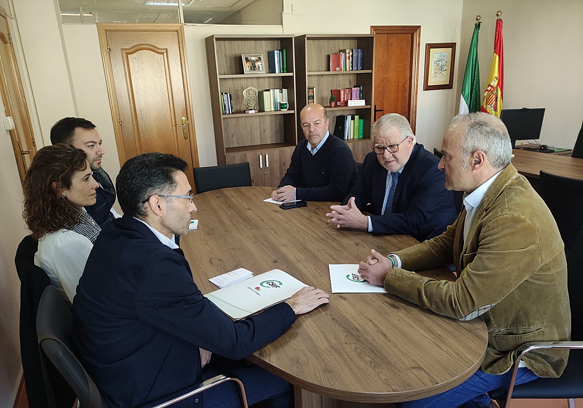 Responsables de CSIF Jaén reunidos con el delegado territorial de Justicia, Javier Carazo