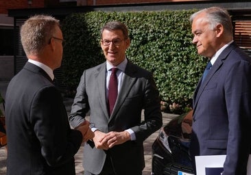 El PP se aferra a la abstención en la moción de censura: «Estamos cómodos en la equidistancia entre Vox y Sánchez»