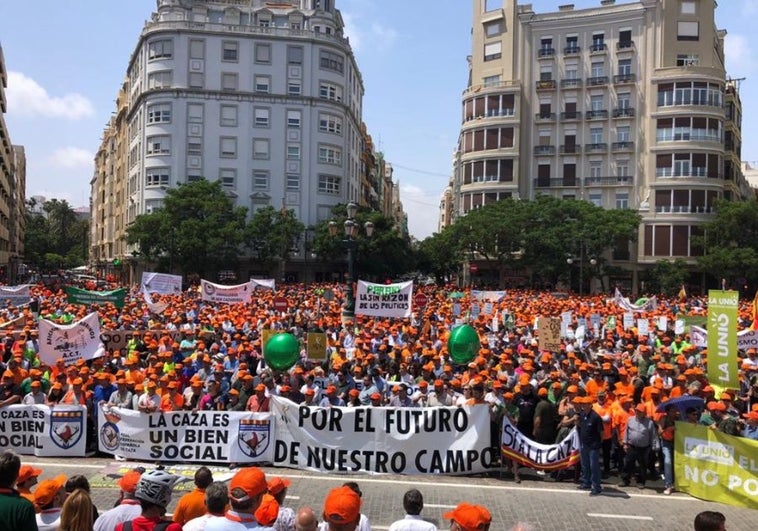 Los cazadores se manifestarán en Valencia para protestar contra el «ninguneo y desprecio» de la Generalitat