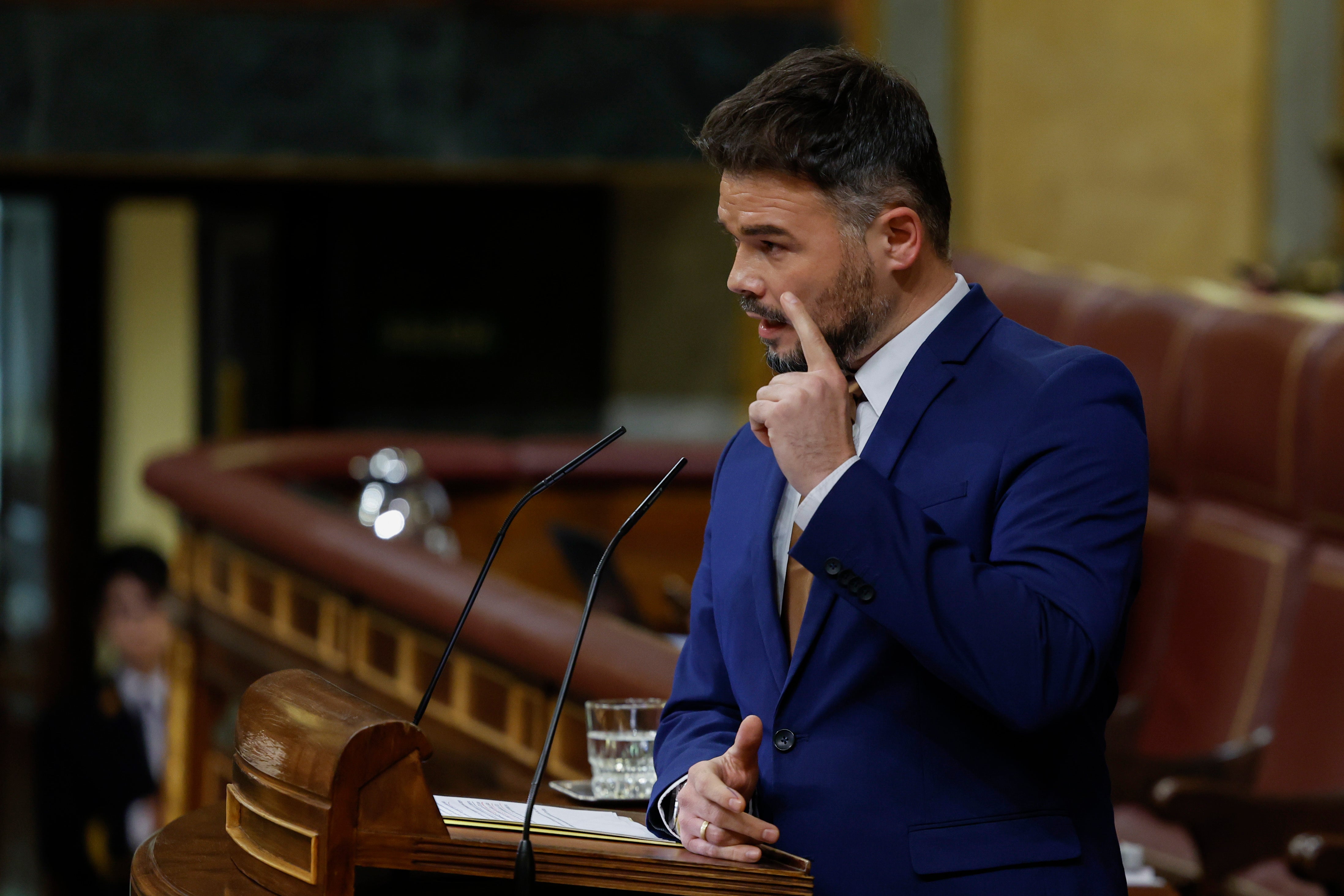 El diputado de ERC Gabriel Rufián interviene durante el debate de la moción de censura de VOX contra el presidente del Gobierno, Pedro Sánchez