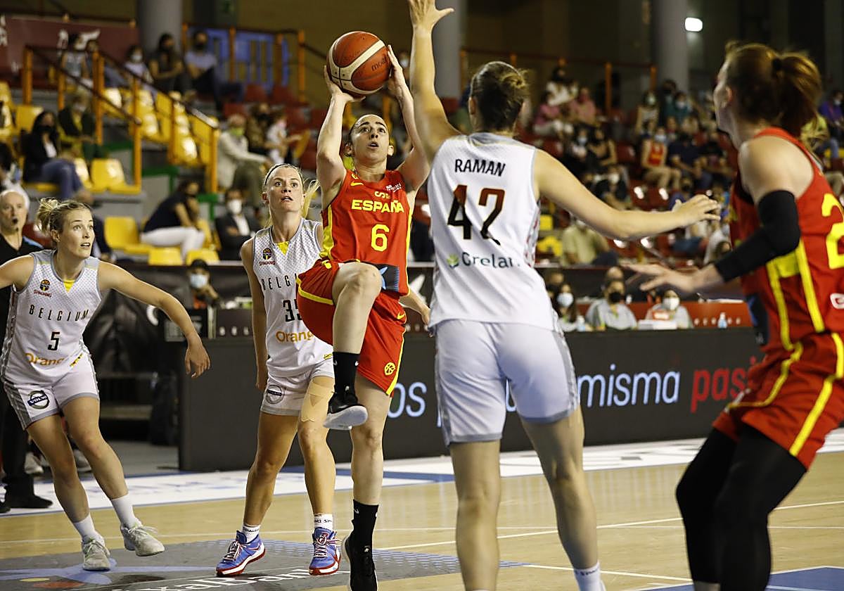 La selección española ya jugó un torneo en Córdoba 2021, en la imagen ante Bélgida