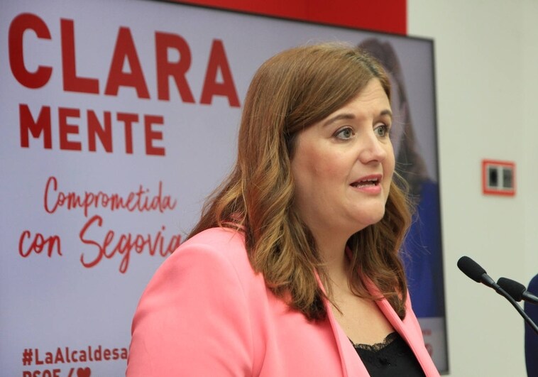 La alcaldesa de Segovia 'Clara-mente' tira de Shakira para su precampaña