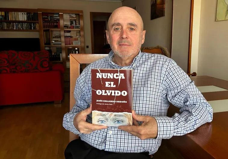 Jesús Gallardo presenta su novela 'Nunca el olvido': «Mientras haya puteros, habrá prostitución»