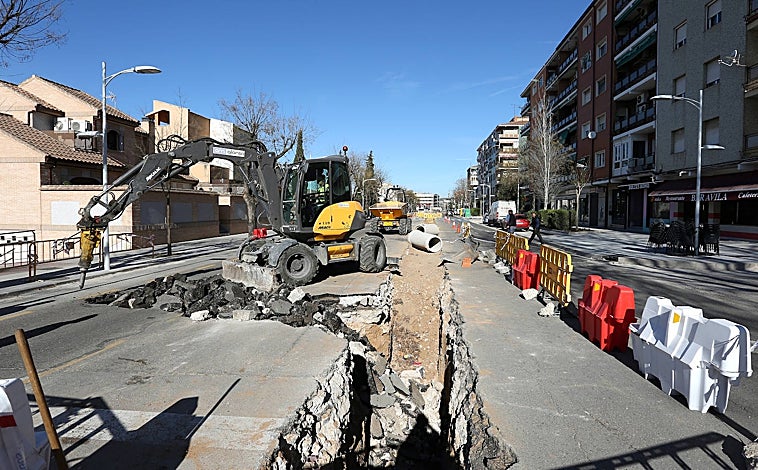 Imagen principal - Las obras de la avenida de Barber finalizarán a finales de abril