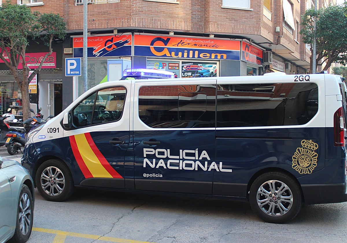 Imagen de archivo de un furgón de la Policía Nacional