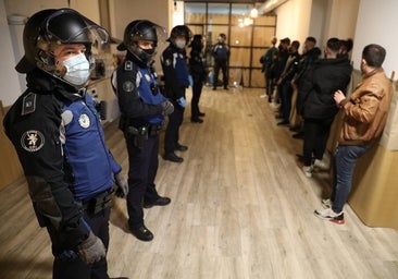 La Policía que no quiso Carmena: más de mil arrestos, 550 armas incautadas y un centenar de desalojos conflictivos