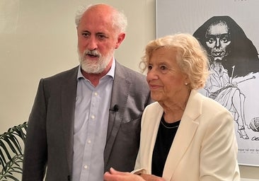 Carmena apoya a Luis Cueto en su candidatura paralela a Rita Maestre