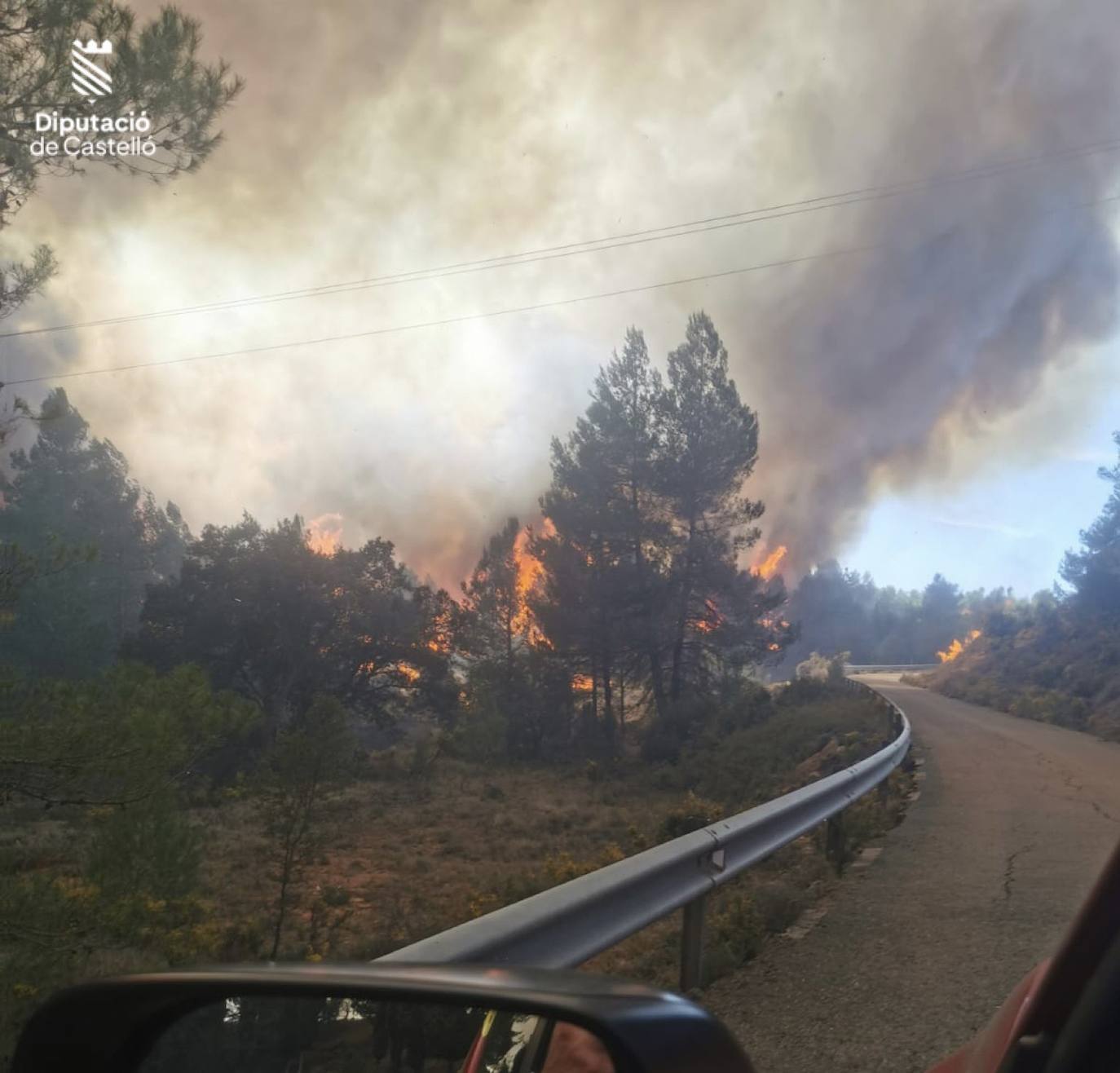 El Primer Gran Incendio Forestal Del Año Obliga A Desalojar Montanejos