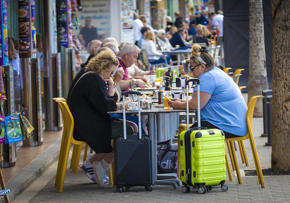 Imagen de archivo de la terraza de un restaurante de Benidorm