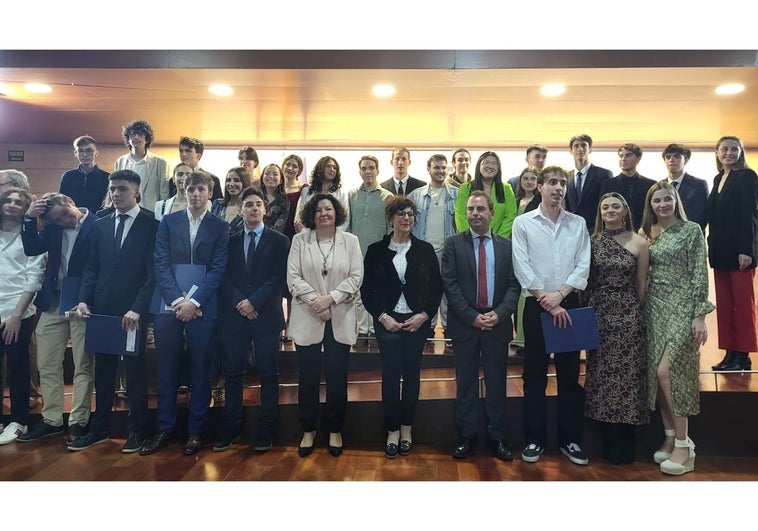 Graduación de tres promociones del Bachillerato Internacional del IES Carlos III  de Toledo