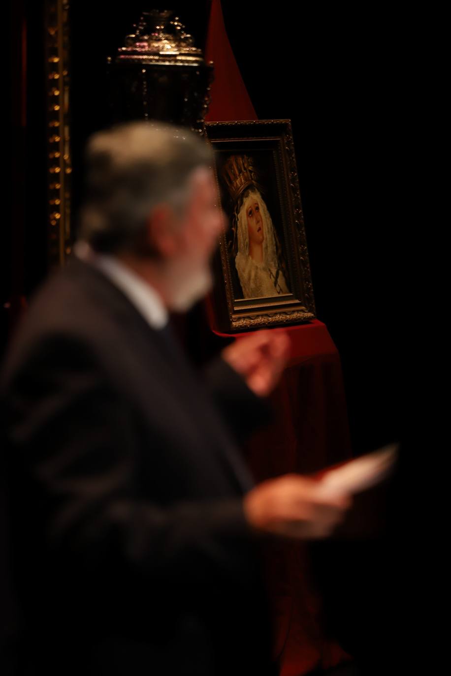 El pregón de Semana Santa de Francisco Román en el Gran Teatro de Córdoba, en imágenes