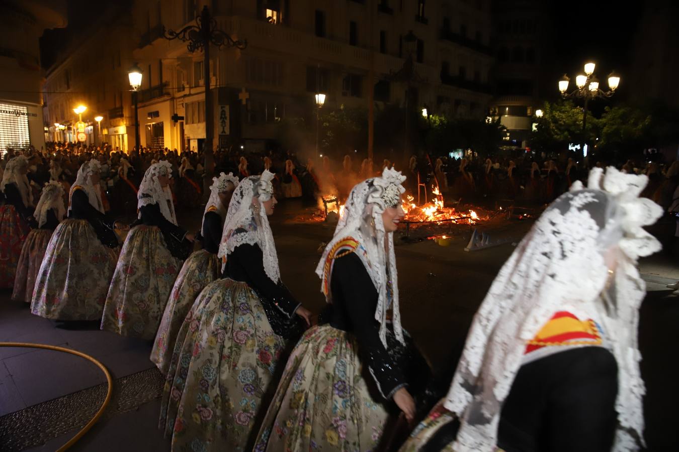 Fotos: Córdoba arde en Las Tendillas con la &#039;cremá&#039; alicantina