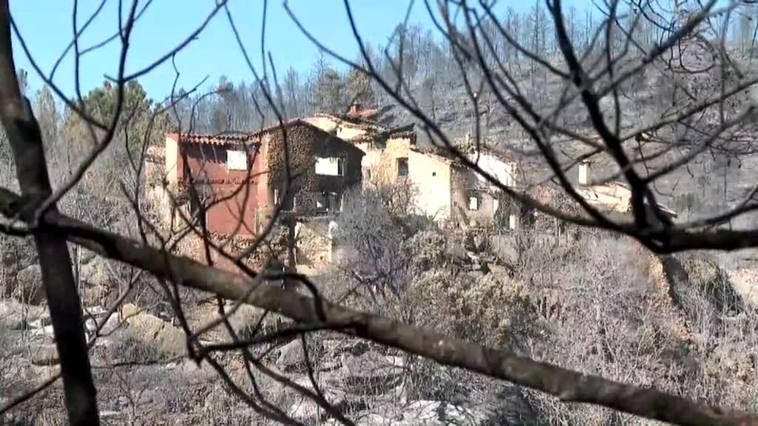 Las llamas destruyen 6 casas en un barrio de San Agustín