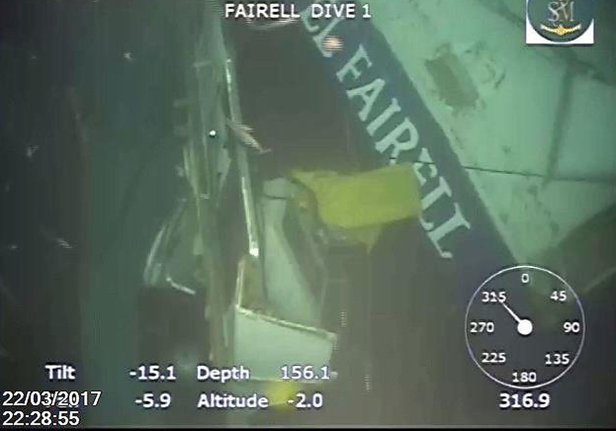 Restos del pesquero hundido