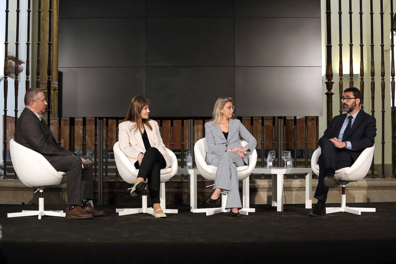 Mesa redonda sobre 'Talento en bruto, talento fuera de serie' 