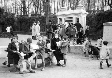 La biblioteca donde los niños leían y jugaban en los años 20 en el Parque de El Retiro
