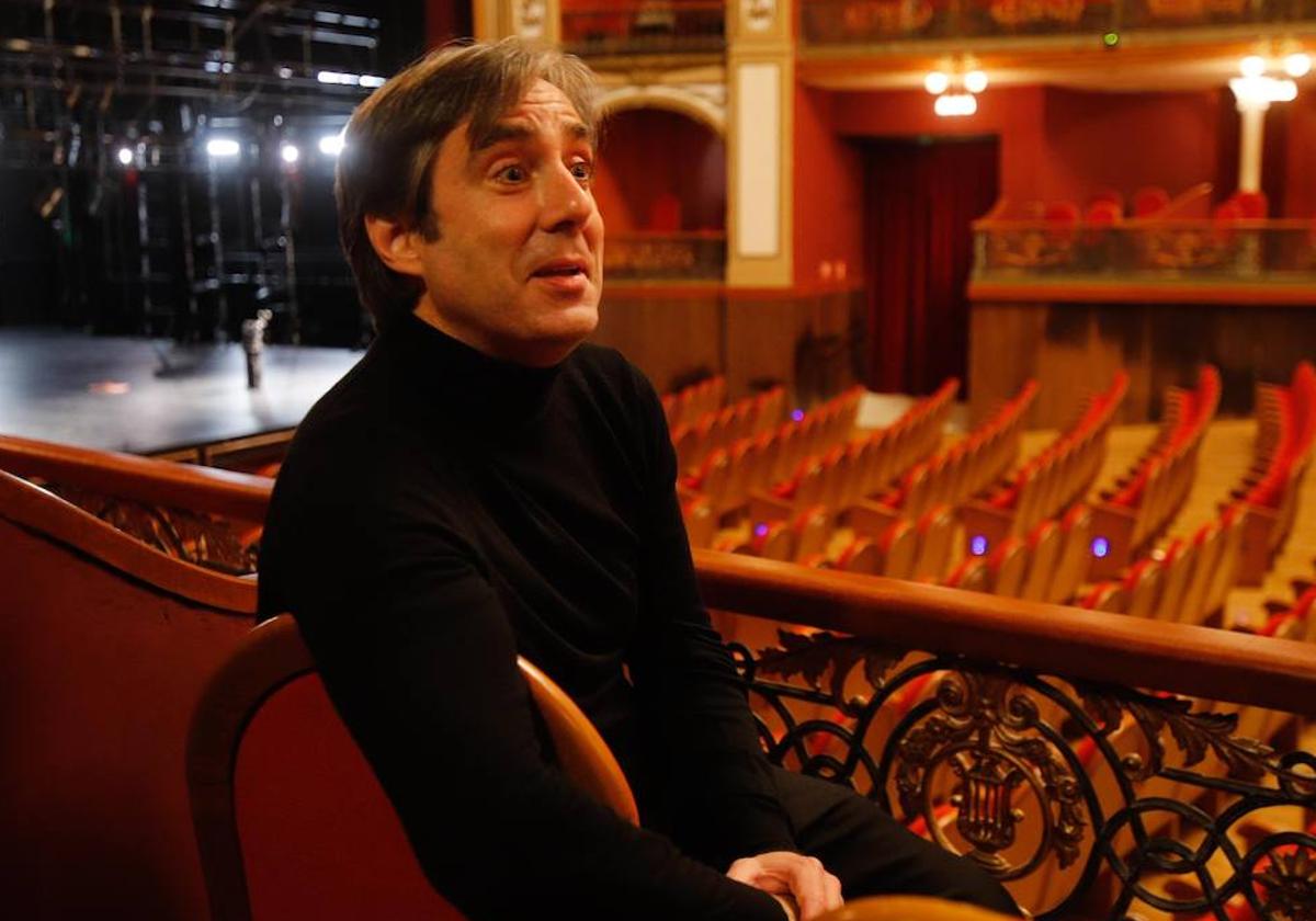 El hasta este miércoles director de la Orquesta, Carlos Domínguez-Nieto, en el Gran Teatro