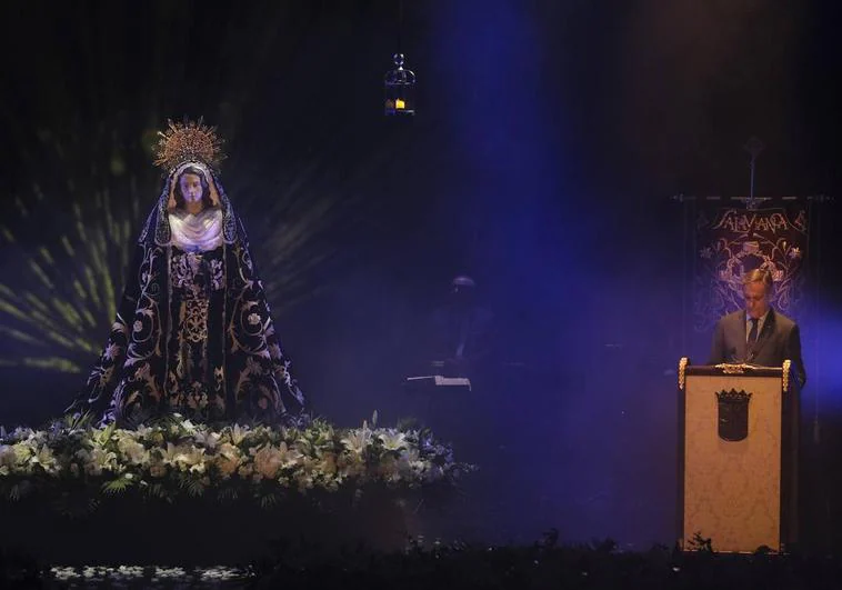 Carbayo destaca los escenarios «absolutamente excepcionales e insuperables» que Salamanca presta a la Semana Santa