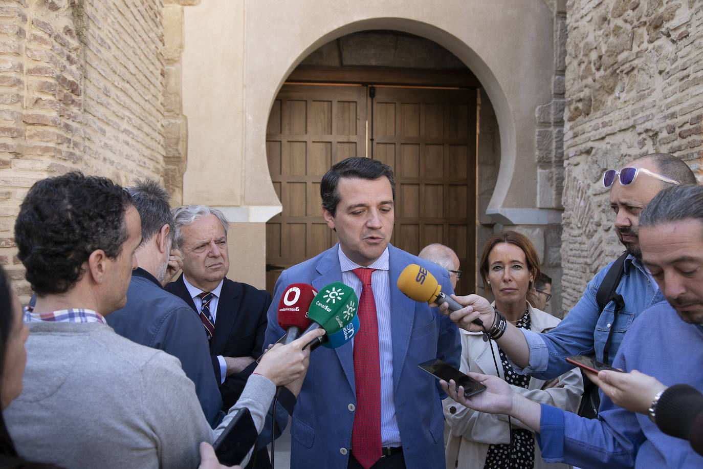 La recuperada puerta almohade del Alcázar de Córdoba, en imágenes