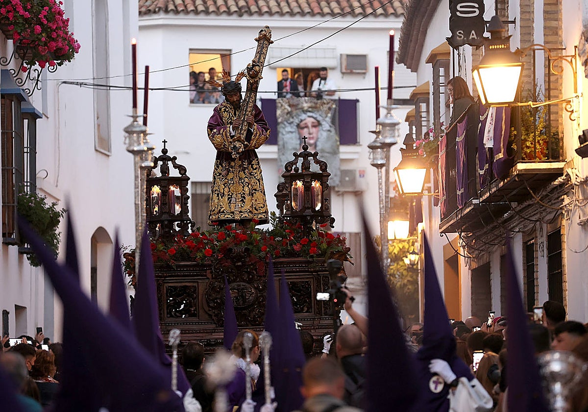 Nuestro Padre Jesús de la Pasión, por el Alcázar Viejo