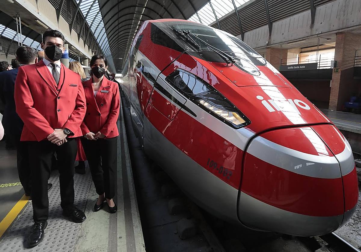 Trabajadores de Iryo, en la presentación de la compañía en Sevilla