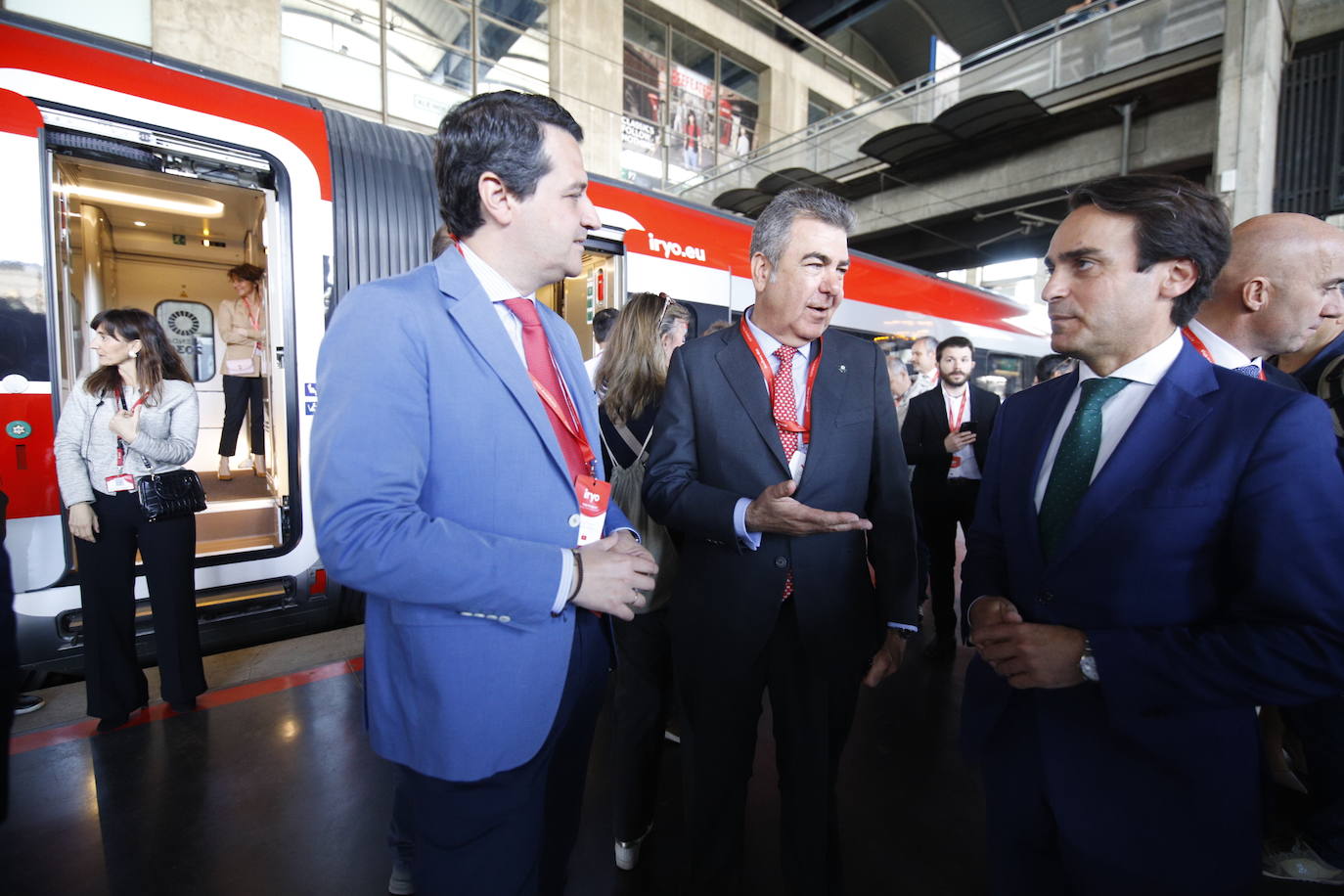 El viaje inaugural de las &#039;flechas rojas&#039; de Iryo desde Córdoba, en imágenes