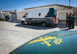 El policía que se atrincheró en un cortijo de Granada ingresa en prisión acusado de malos tratos