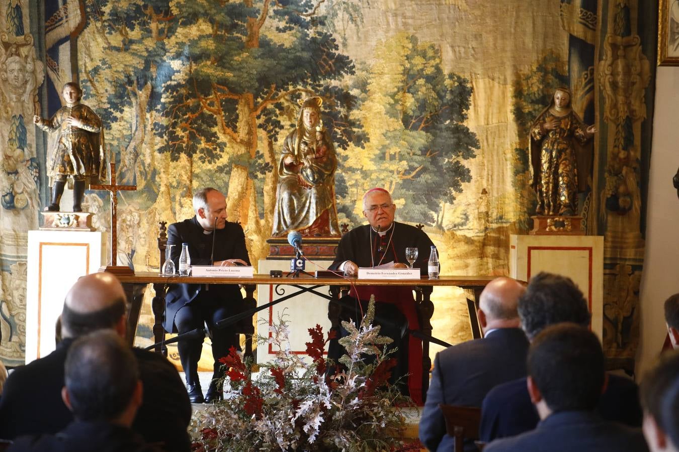 Fotos: La despedida del vicario general de Córdoba Antonio Prieto, en imágenes