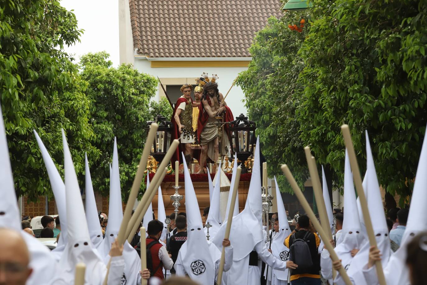 La procesión de la Presentación al Pueblo el Sábado de Pasión de Córdoba, en imágenes
