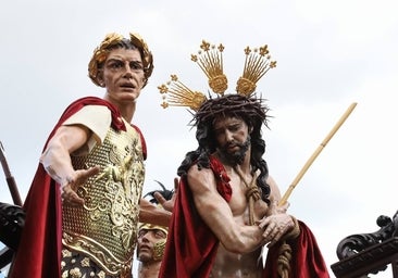 La procesión de la Presentación al Pueblo el Sábado de Pasión de Córdoba, en imágenes