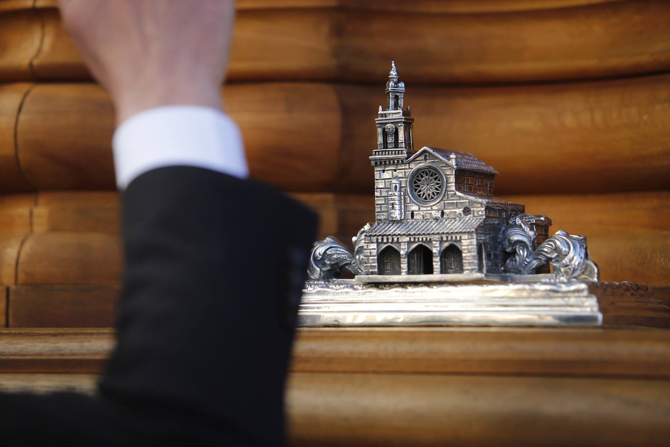 La esperada salida de la Entrada Triunfal el Domingo de Ramos de Córdoba, en imágenes