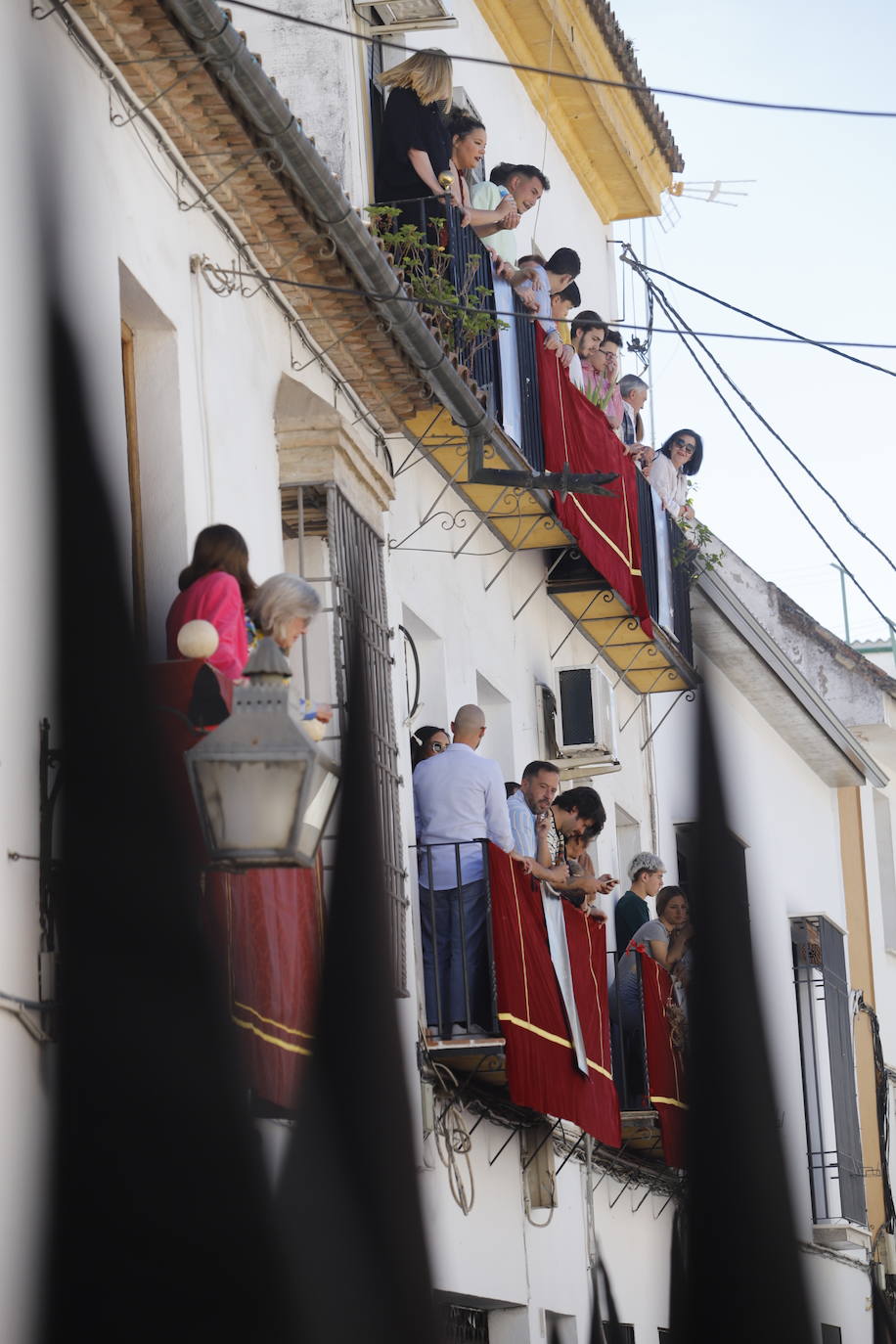 El multitudinario desfile de las Penas de Santiago de Córdoba el Domingo de Ramos, en imágenes