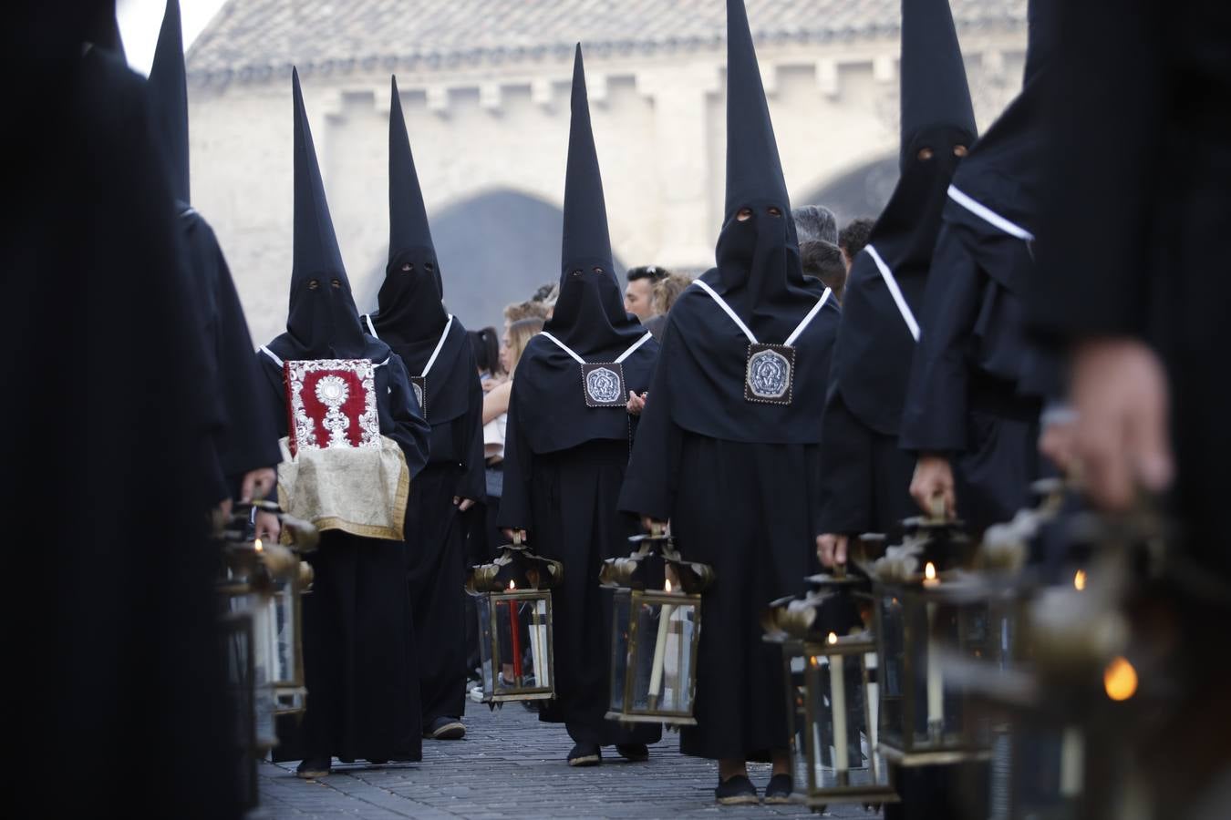 La escalofriante procesión de Remedio de Ánimas en el Lunes Santo de Córdoba