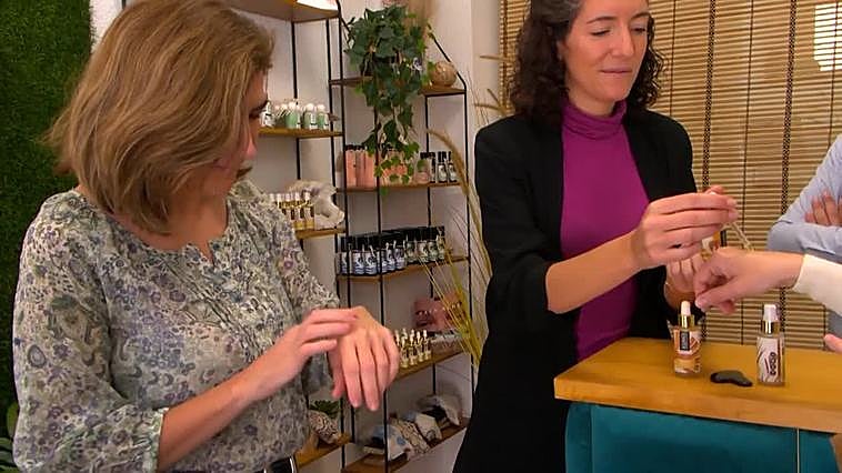 Blanco visita Kumui, cooperativa dedicada a fabricar y comercializar cosmética natural