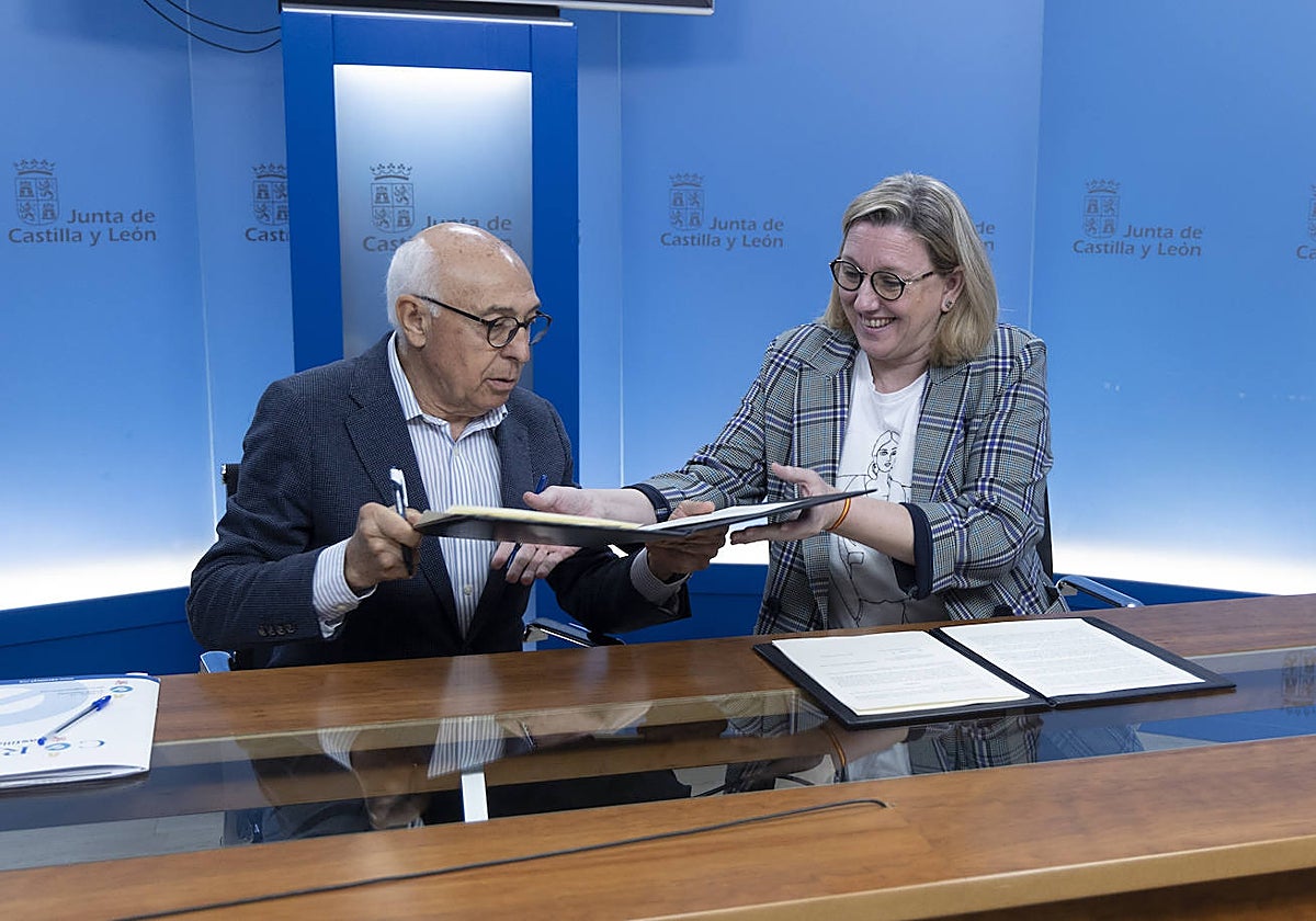 La consejera de Familia, Isabel Blanco, firma un convenio de colaboración con Cermi y hace balance del Plan Estratégico de Igualdad de Oportunidades para las Personas con Discapacidad