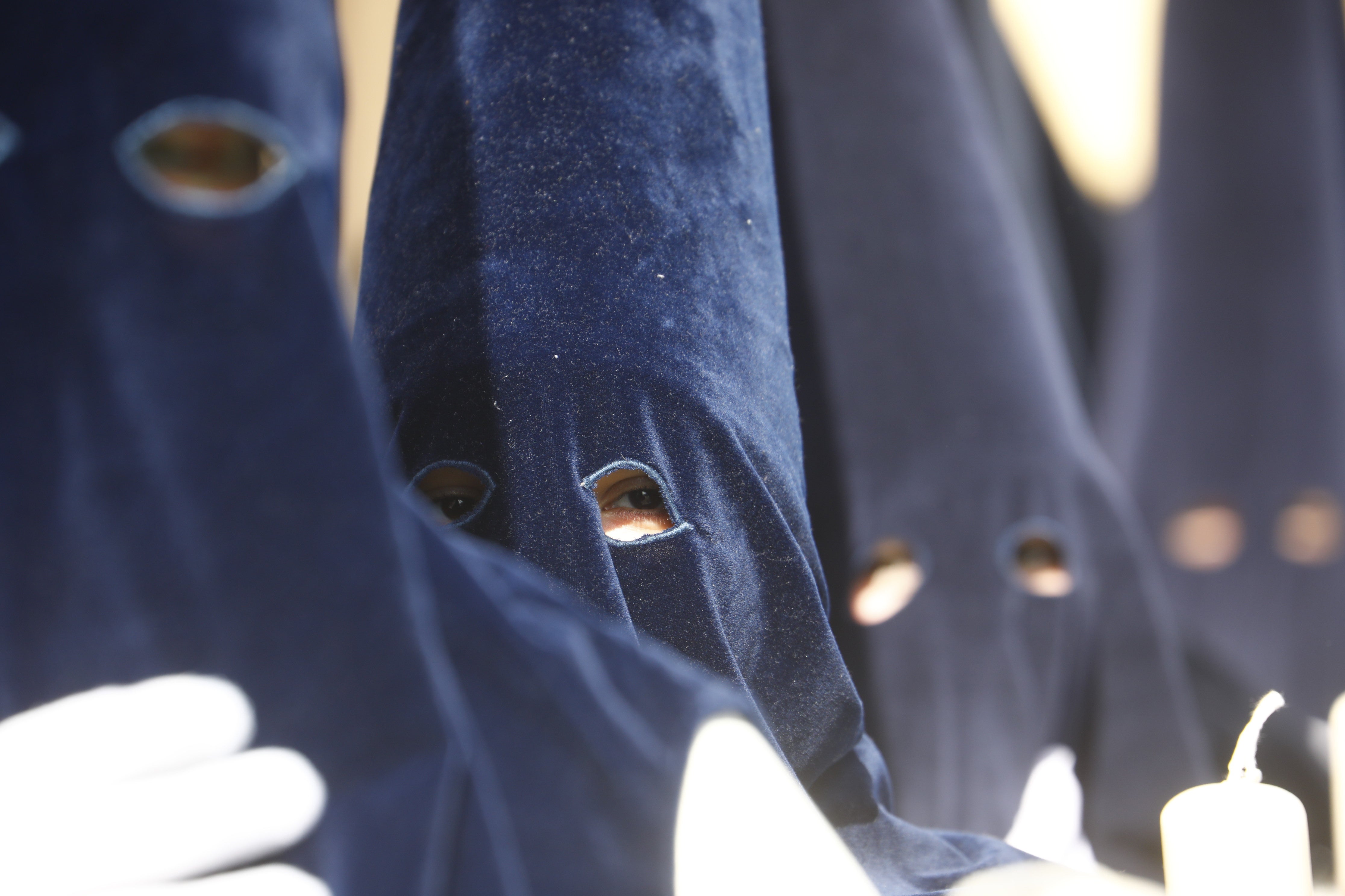 Fotos | Barrio y sentir popular de la Estrella en el Lunes Santo