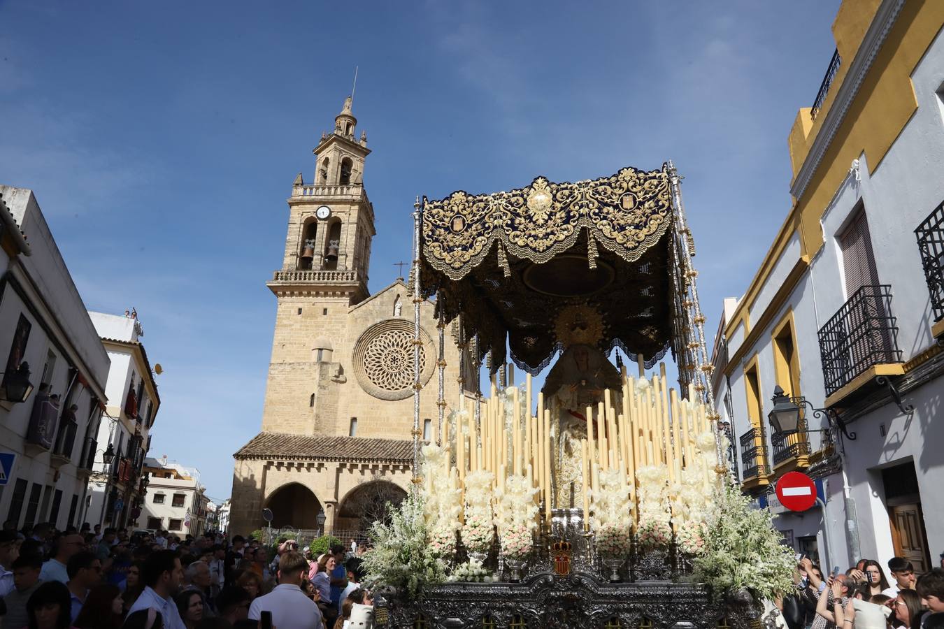 Fotos |Lunes Santo: la luminosa hermandad de la Merced, en imágenes