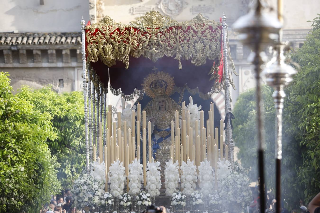 De Córdoba al Naranjo, la vibrante procesión de La Agonía, en imágenes
