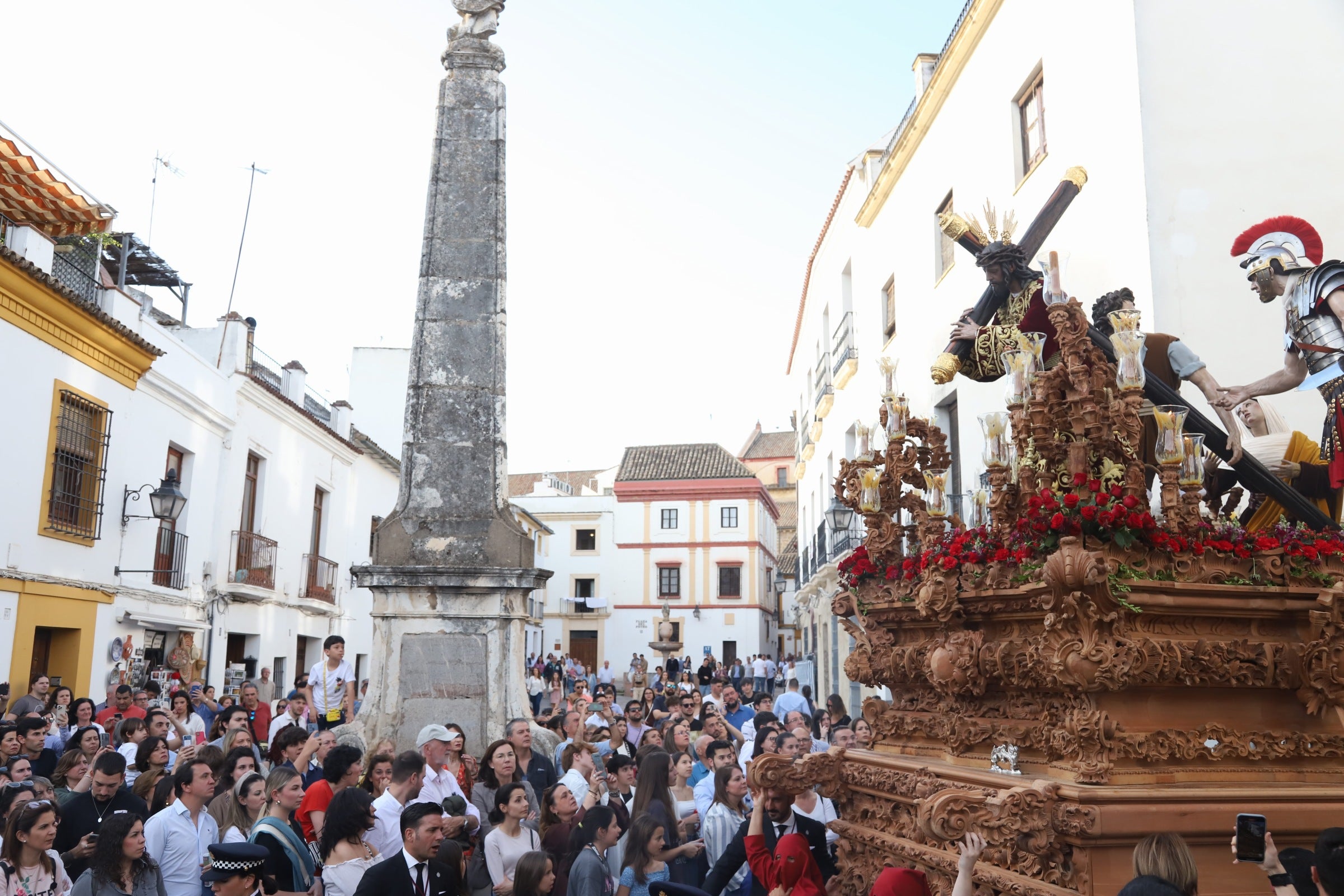 Fotos | La emotiva estación de penitencia del Buen Suceso el Martes Santo en Córdoba