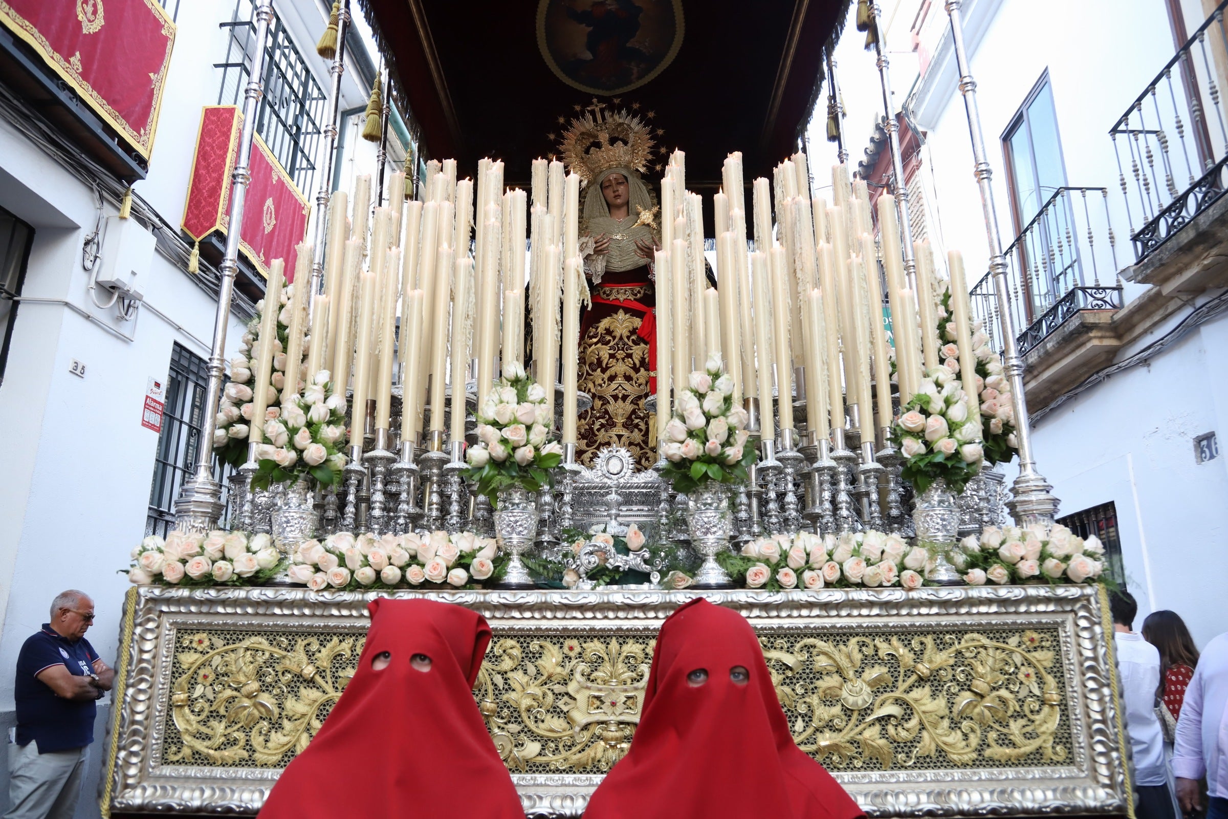 Fotos | La emotiva estación de penitencia del Buen Suceso el Martes Santo en Córdoba