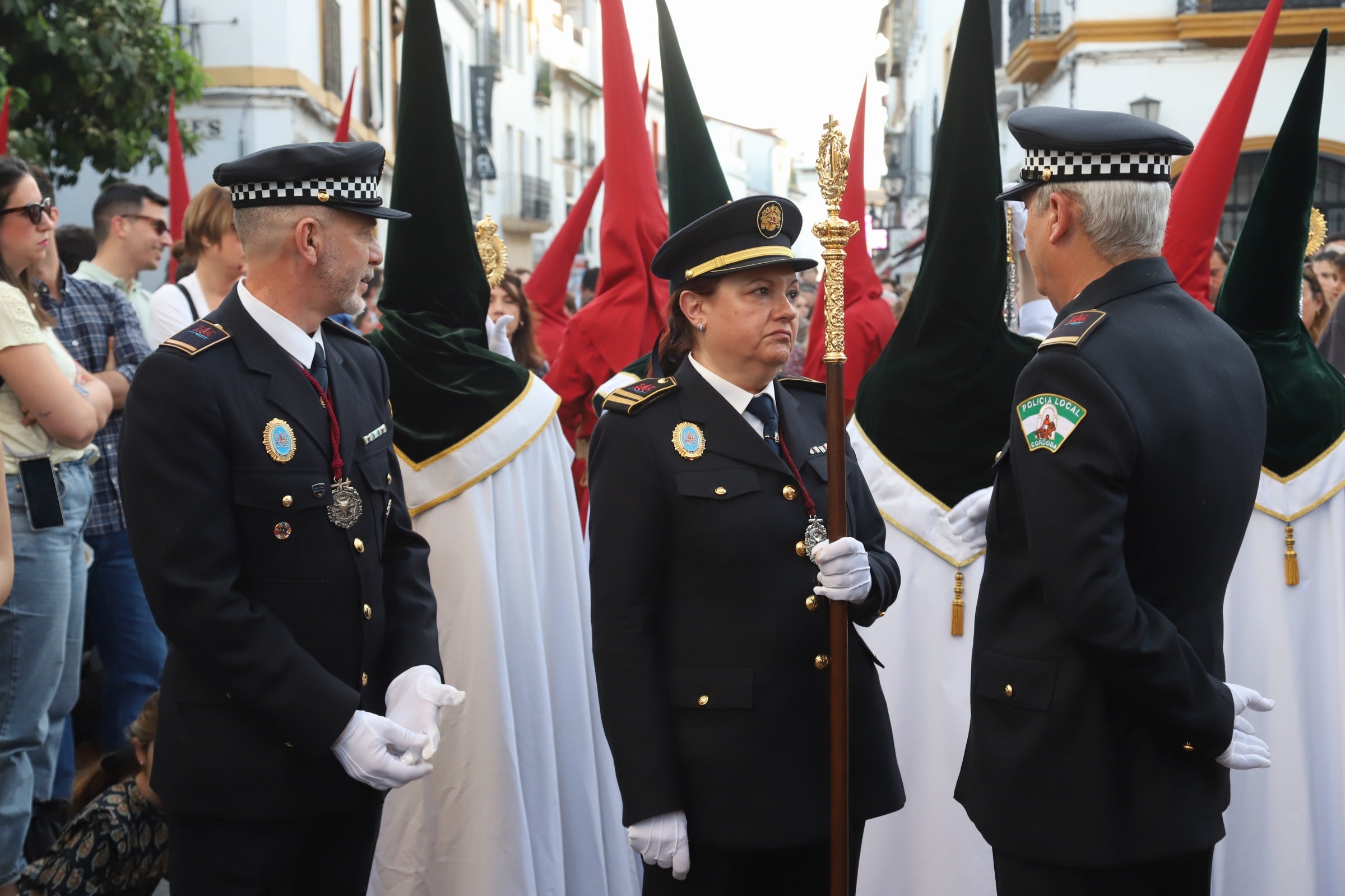 Fotos | La emotiva estación de penitencia del Buen Suceso el Martes Santo en Córdoba