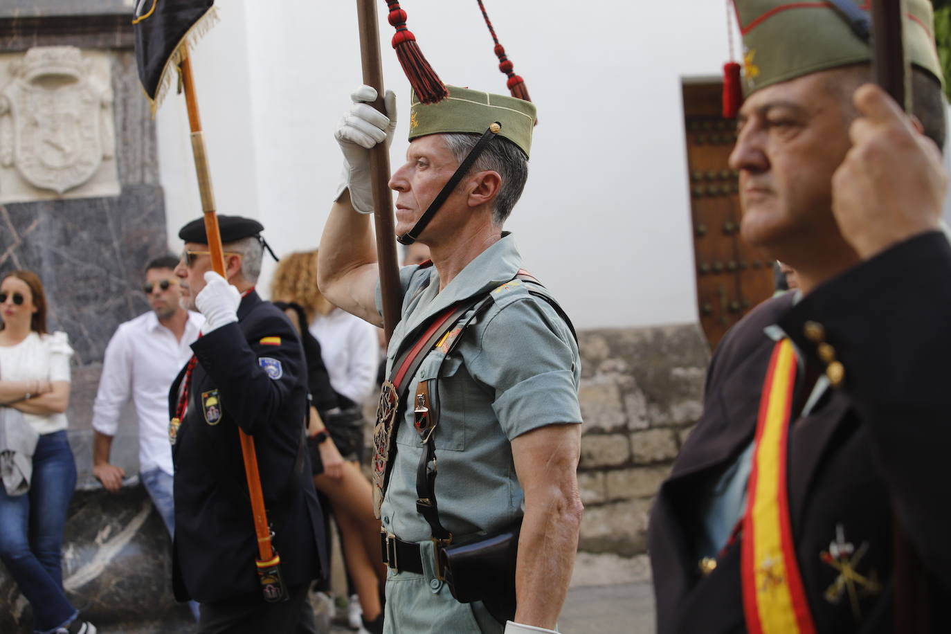 La identidad estética de la Caridad en su estación de penitencia, en imágenes